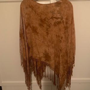 Fringe brown tie-dye poncho.